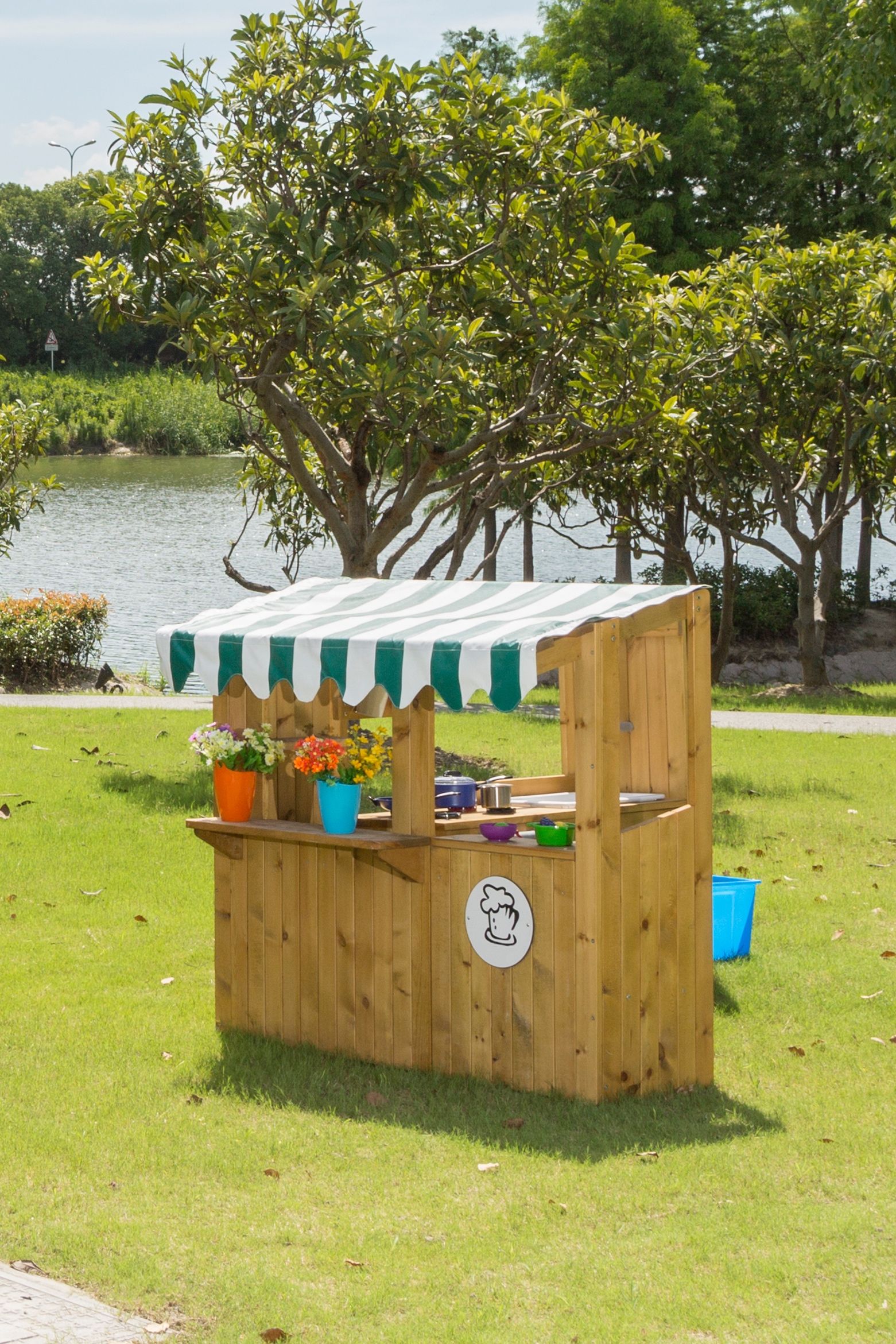 Outdoor - Snack Bar