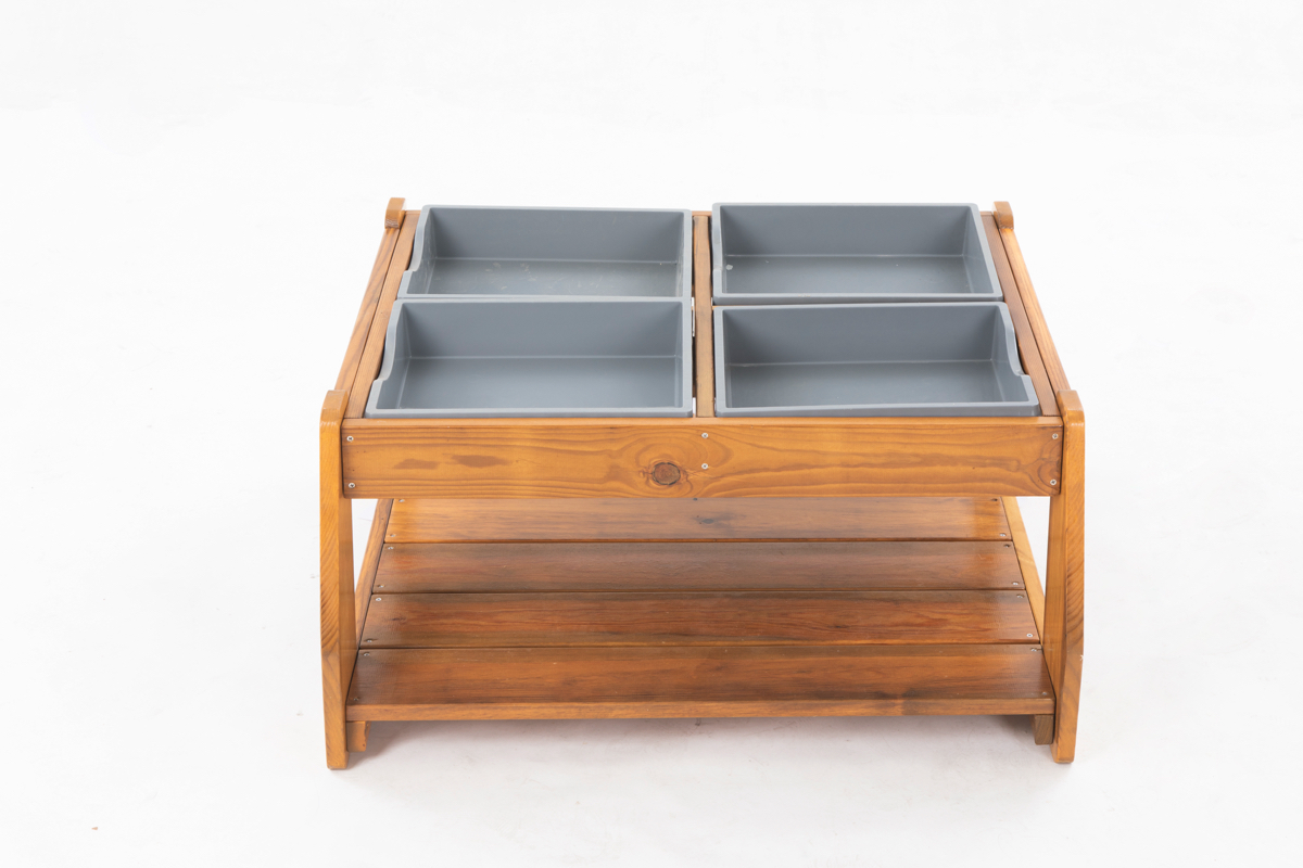Kleiner Outdoor Sand- & Matschtisch