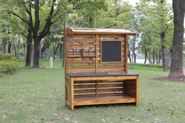 Outdoor-Entdeckerstation
