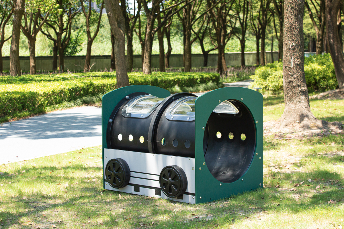 Kriechtunnel "Waggon"